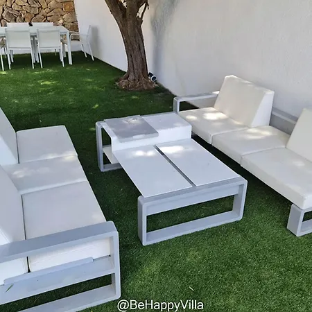 בית נופש Behappyvilla בניסה